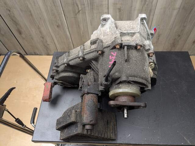 10-13 OEM BMW E70 E71 X5M X6M AWD Transmission Transfer Case Gearbox ATC 700