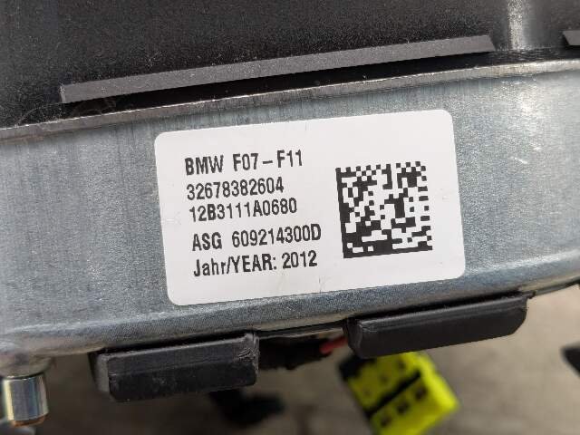 OEM BMW F10 528 535 550 Front Driver Steering Wheel Airbag Air Bag