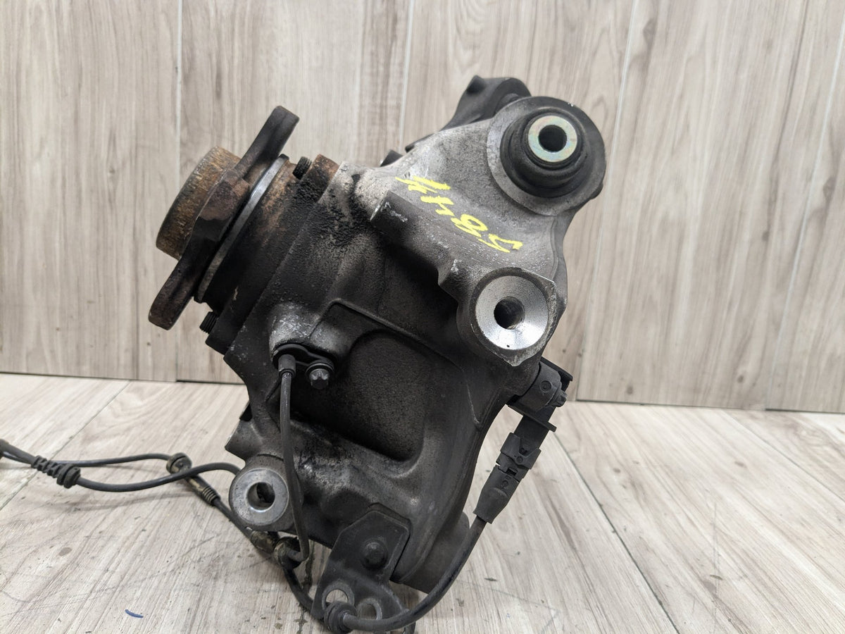 2017-2023 BMW M550i G30 Rear Right Passenger Spindle Knuckle w/ Bearing 6866338 17-23 OEM BMW G30 530 540 M5550 REAR Right Passenger Hub Knuckle Bearing Carrier OEM