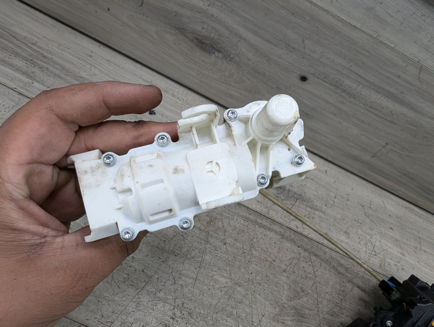 2017 BMW 740i G12 Rear Left Driver Door Latch Lock Actuator w/ Soft Close 2581897 OEM BMW G12 740 750 M760 B7 REAR LEFT DRIVER Door Lock Latch Actuator SOFT CLOSE