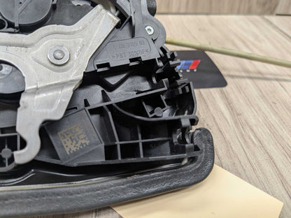 2016 BMW 750i G12 Front Right Passenger Door Latch Lock Actuator w/ Soft Close 2561898 16-22 OEM BMW G11 G12 FRONT RIGHT PASSENGER Door Lock Latch Actuator SOFT CLOSE