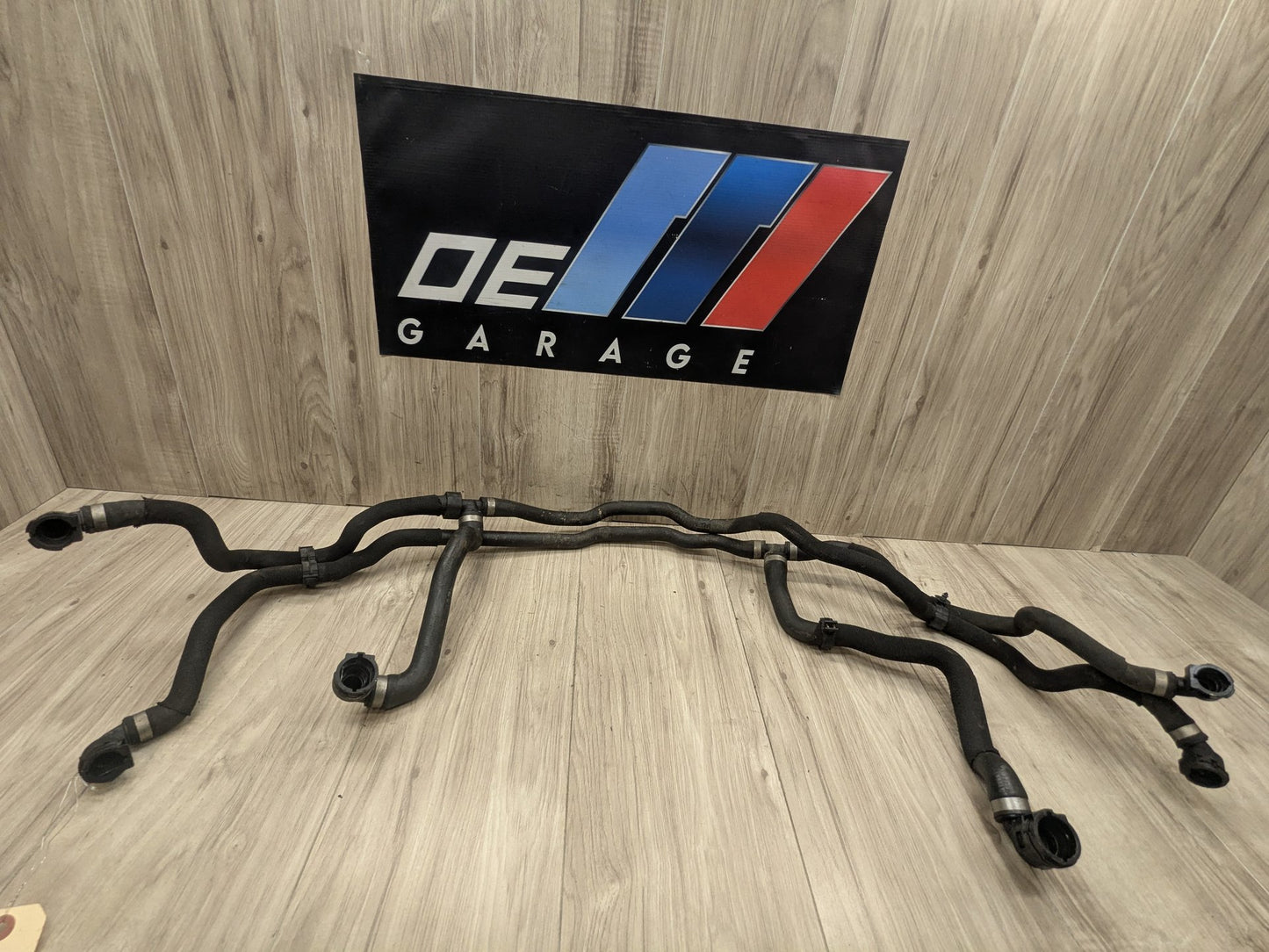 OEM BMW G11 G12 G30 M550 750 Engine N63R Water Pump Coolant Hose Tube Pipe
