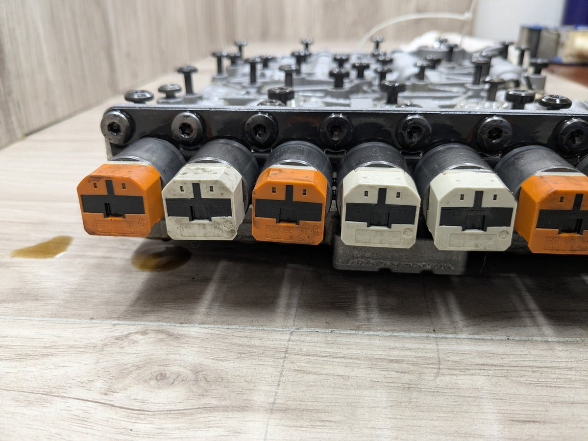 OEM BMW F10 F15 F25 F30 F36 328 335 Transmission Mechatronic Valve Body GA8HP45Z