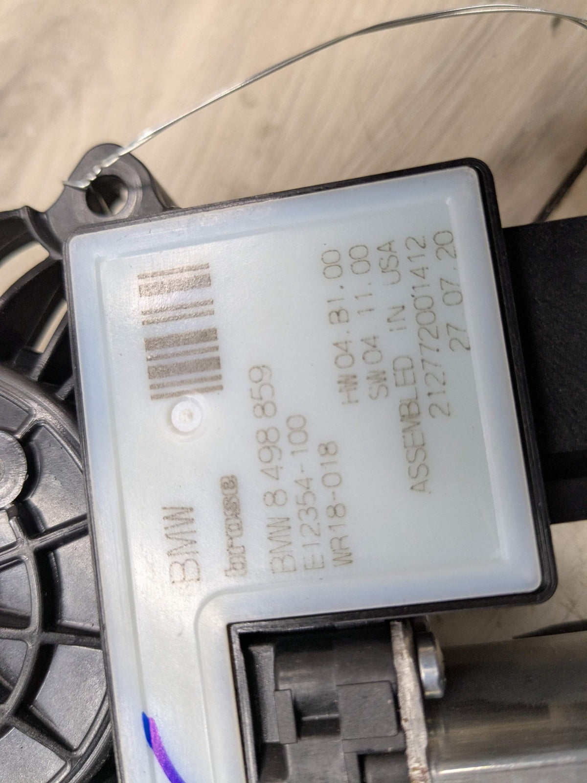 2021 BMW M340i G20 Front Left Driver Door Window Glass Regulator Motor 8498859 OEM BMW G20 G80 330 M340 M3 FRONT Left Driver Side Door Window Regulator Motor OEM