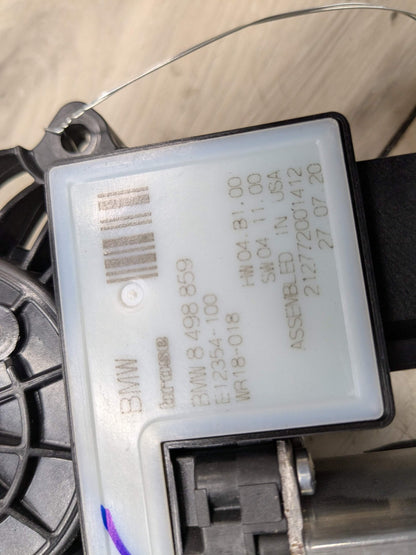 2021 BMW M340i G20 Front Left Driver Door Window Glass Regulator Motor 8498859 OEM BMW G20 G80 330 M340 M3 FRONT Left Driver Side Door Window Regulator Motor OEM