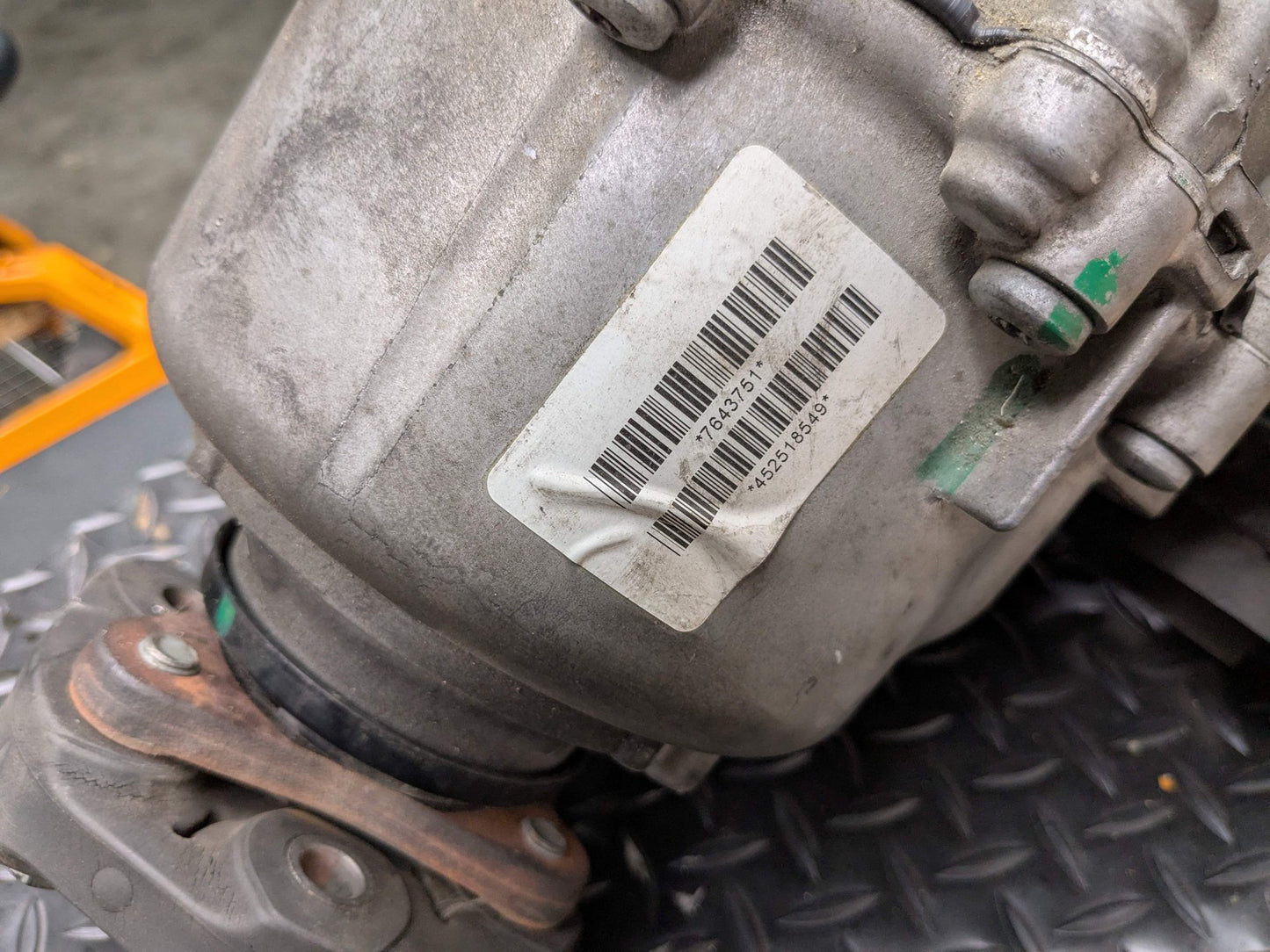 Unknown Transmission Transfer Case k 7643751