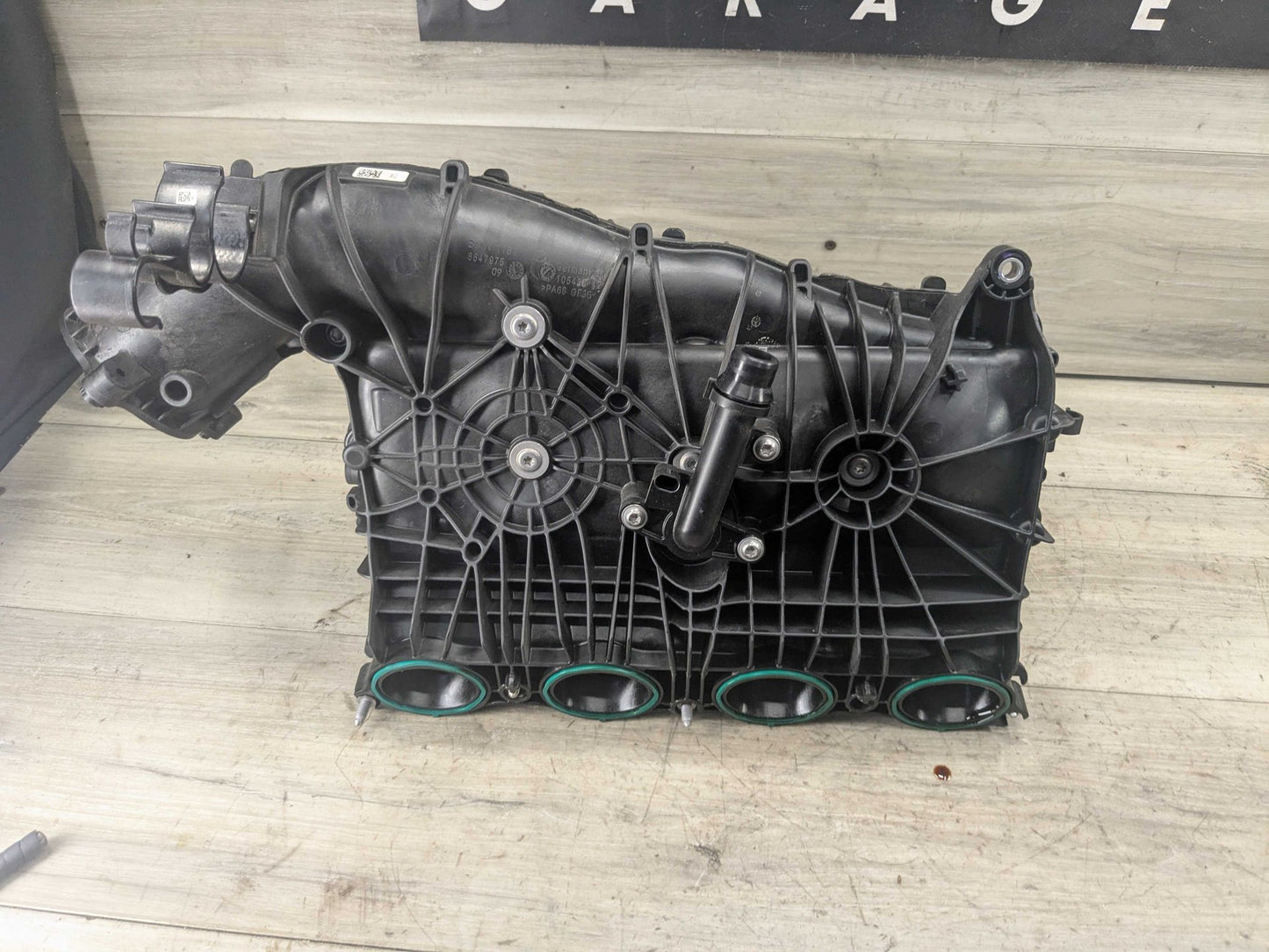 OEM BMW G01 G20 G26 G30 230 330 430 530 X3 Engine B46 Intake Manifold 8647975