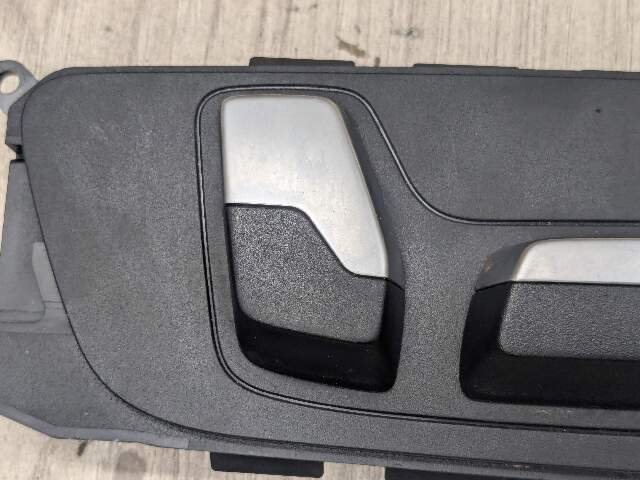 2020 - 2024 BMW X3 F97 Front Right Passenger Seat Control Switch 6801482 S58