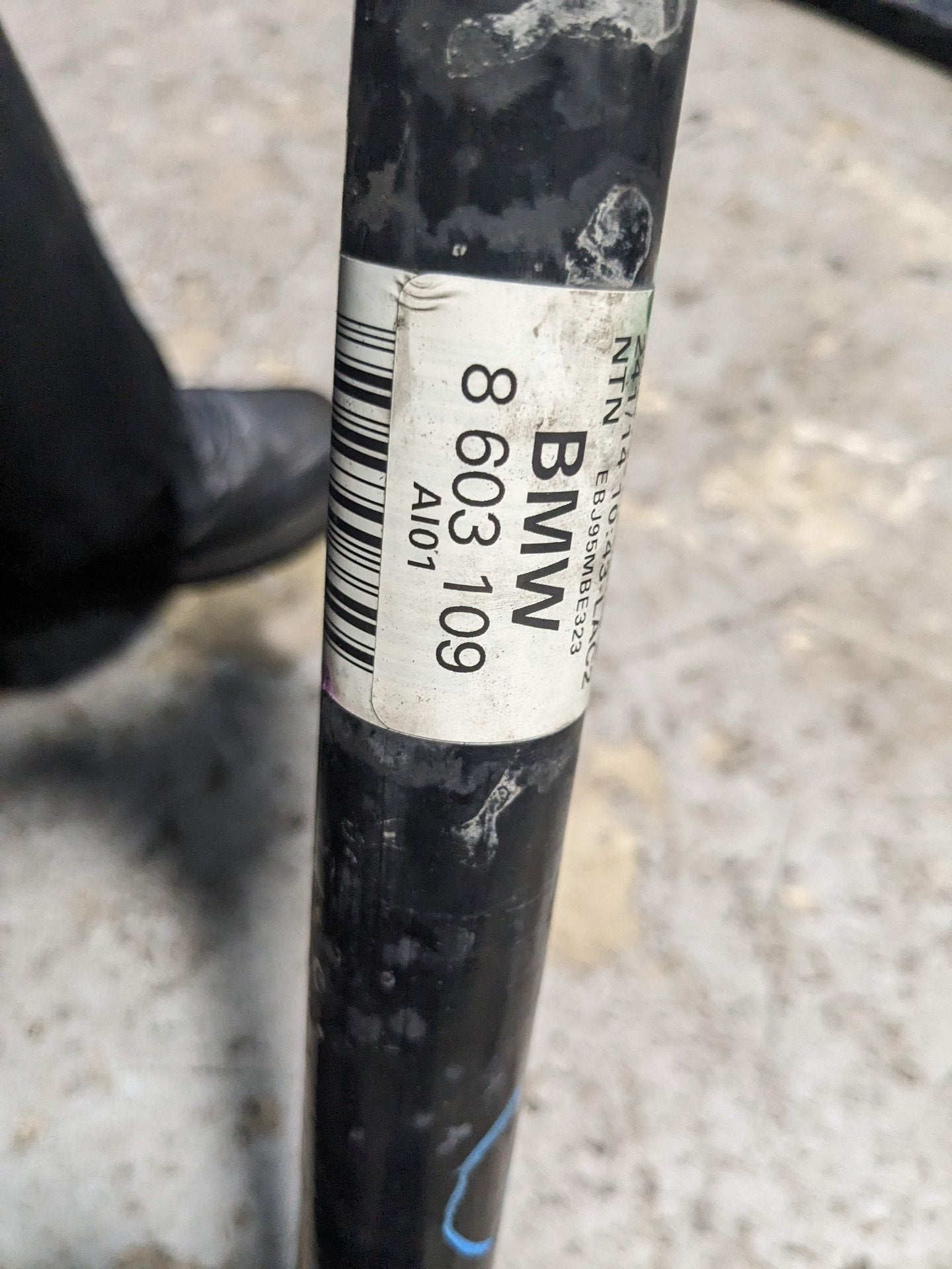 2015 BMW 328i F31 Rear Left Driver Half Shaft Output CV Axle 8603109