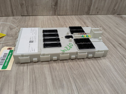 OEM BMW F30 F32 F33 F36 F80 F82 M3 M4 Body Control Junction Box Module FEM + Key