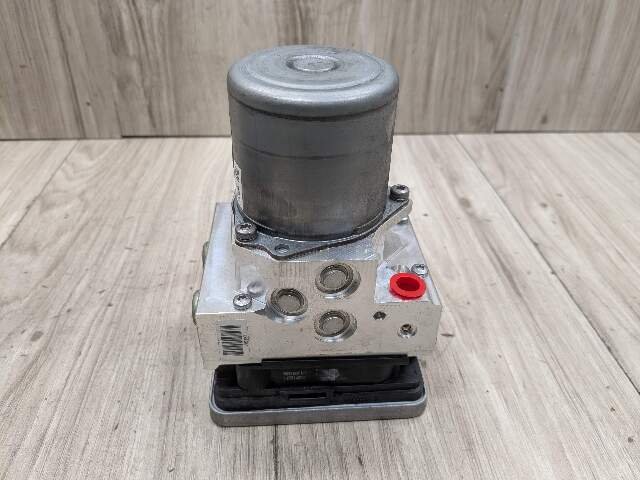 2017-2023 BMW M550i G30 ABS Pump Module 6889216 PRE-LCI OEM BMW G01 G12 G30 ABS Brake Pump Anti Lock DSC Dynamic Stability