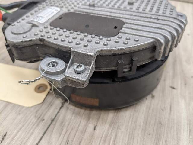 OEM BMW G12 G14 G15 G16 G30 G32 Engine Electric Radiator Cooling Fan Motor 1000W