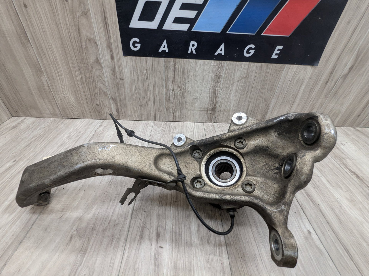 OEM BMW E70 F15 F16 X5 X6 Front Right Passenger Spindle Hub Knuckle Bearing
