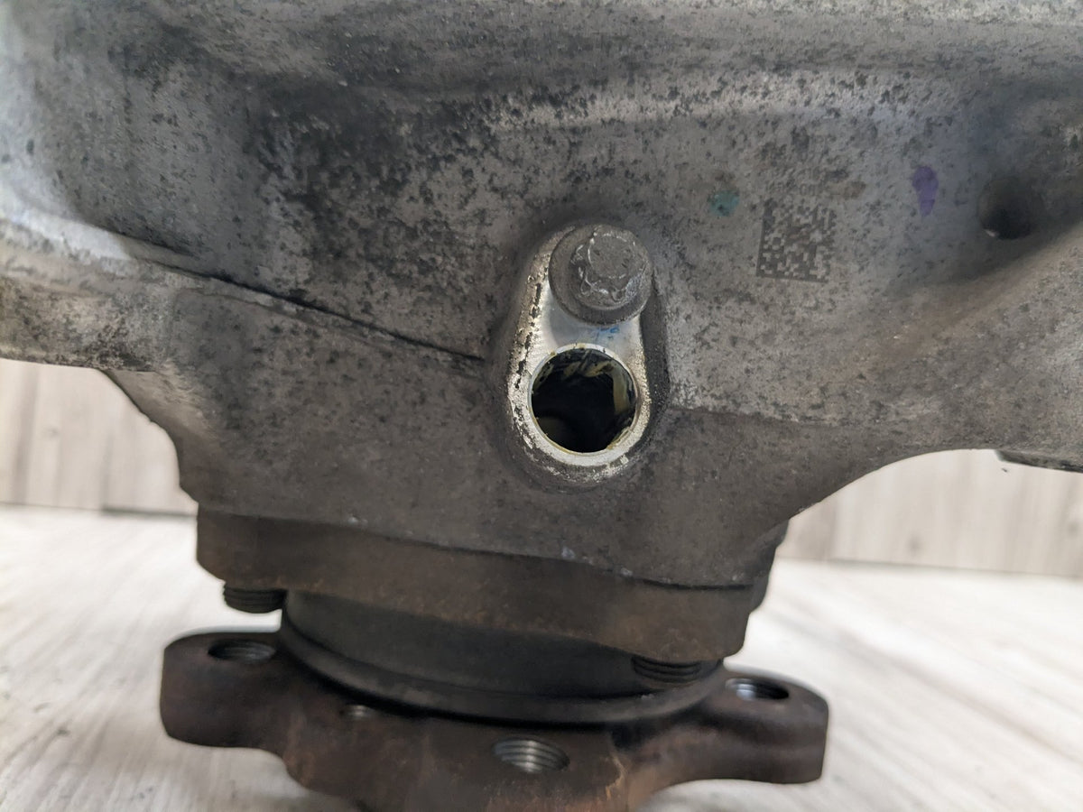 OEM BMW G01 X3 30i 30iX M40iX REAR Left Driver Knuckle Wheel Hub Spindle Bearing