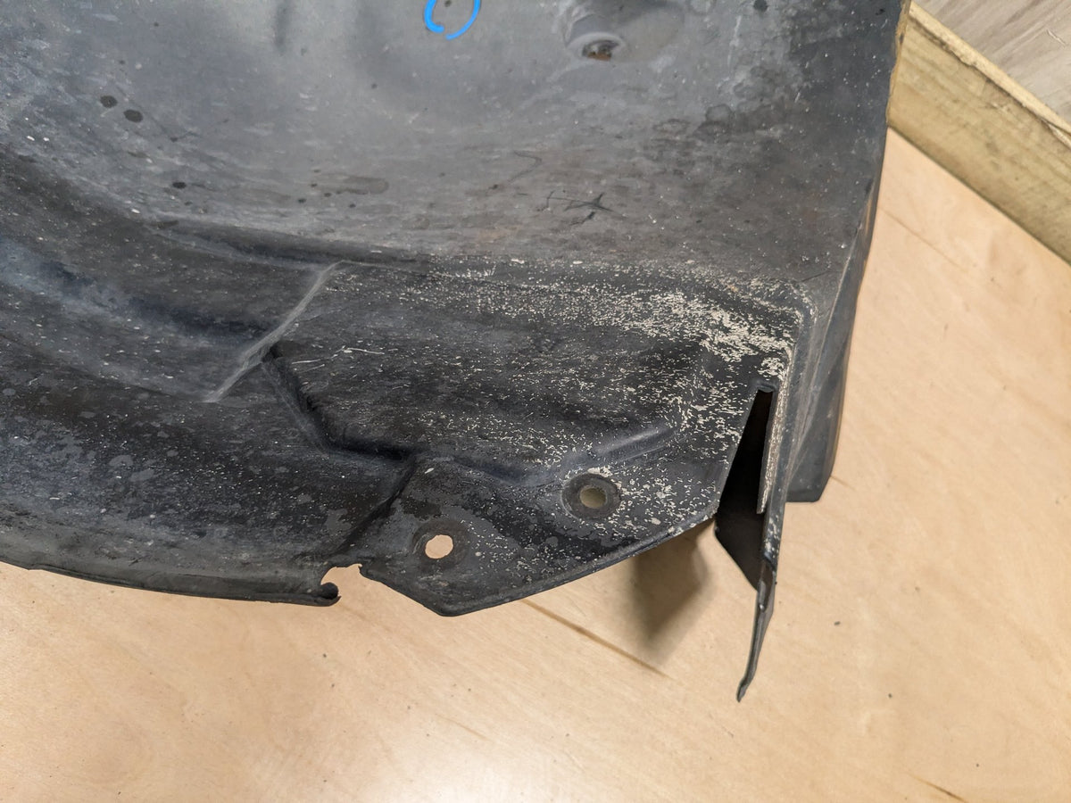 14-16 OEM Mercedes W212 E350 E550 Front Right Fender Liner Wheel Splash Shield