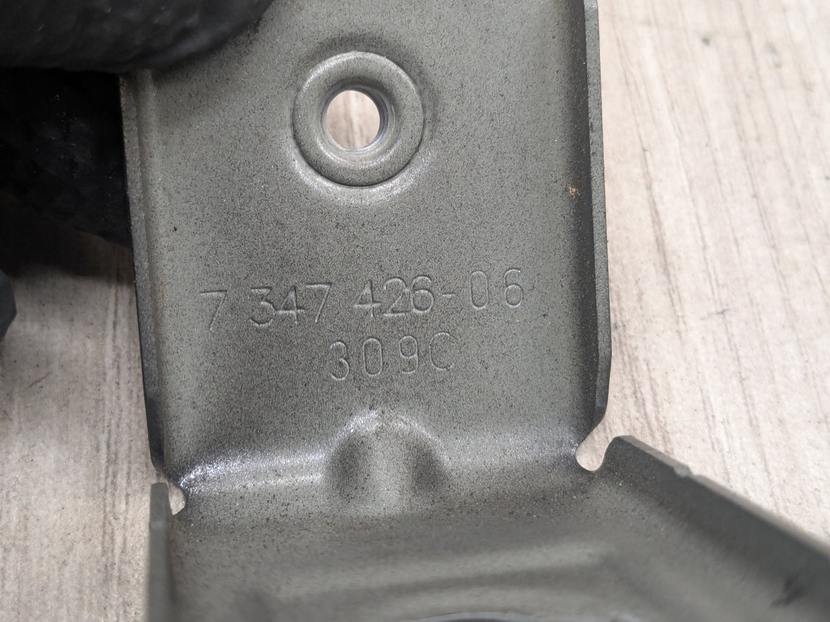 16-19 OEM BMW G11 G12 750 Front Right Passenger Fender Wing Holder Bracket SET