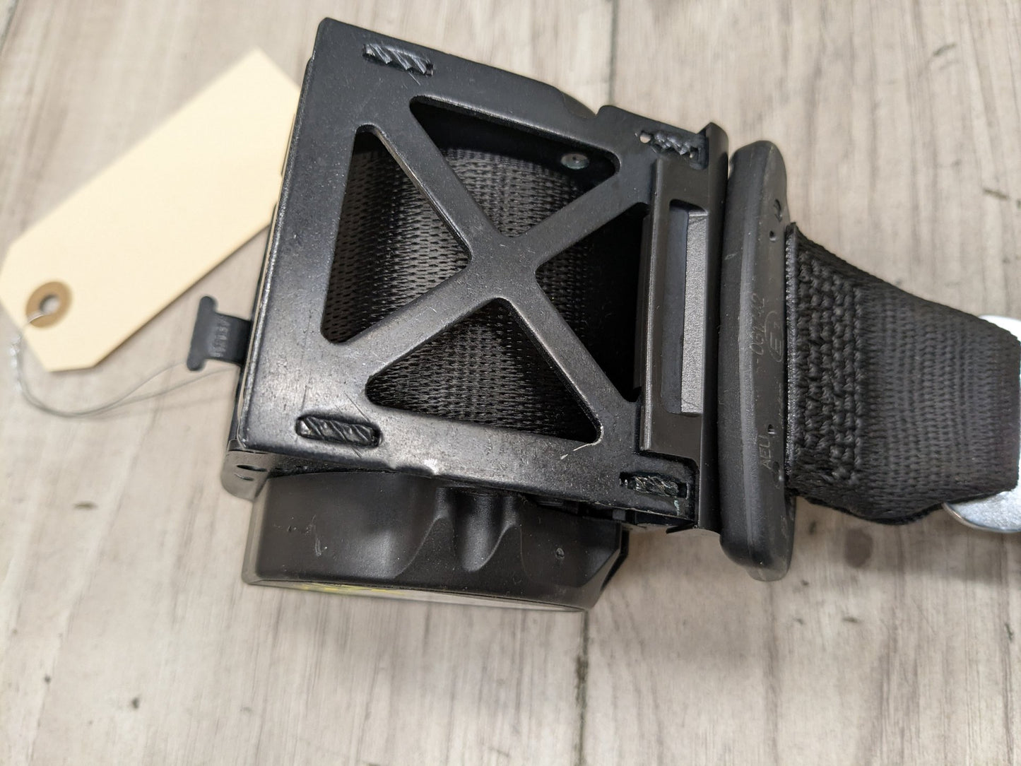 OEM BMW F90 M5 G30 530 540 Rear Center Middle Upper Seatbelt Seat Belt Retractor