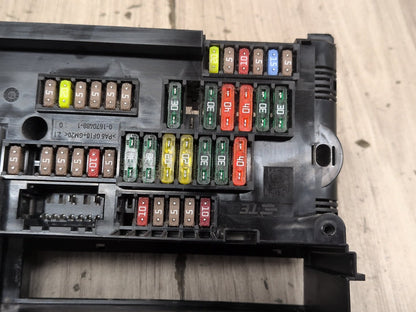 2012-2018 BMW M6 F06 Front Power Distribution Fuse Box 9252815