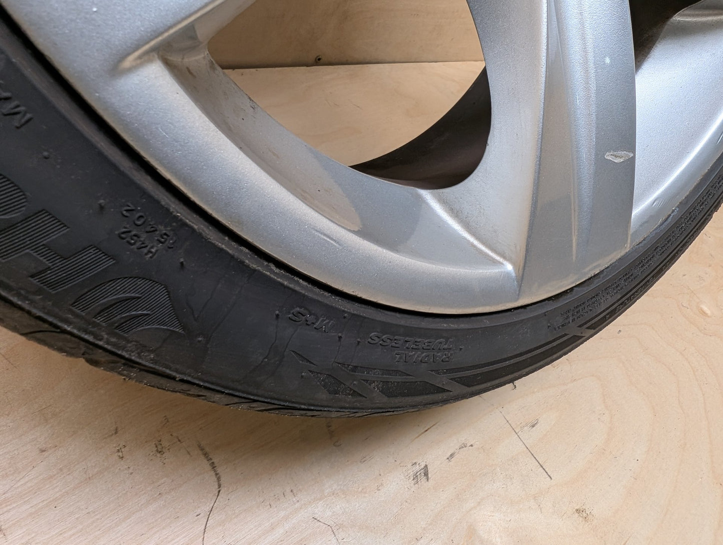 06-13 OEM BMW E90 E92 E93 328 335 Wheel Rim 18x8.5" ET:37 Star Spoke Style 189