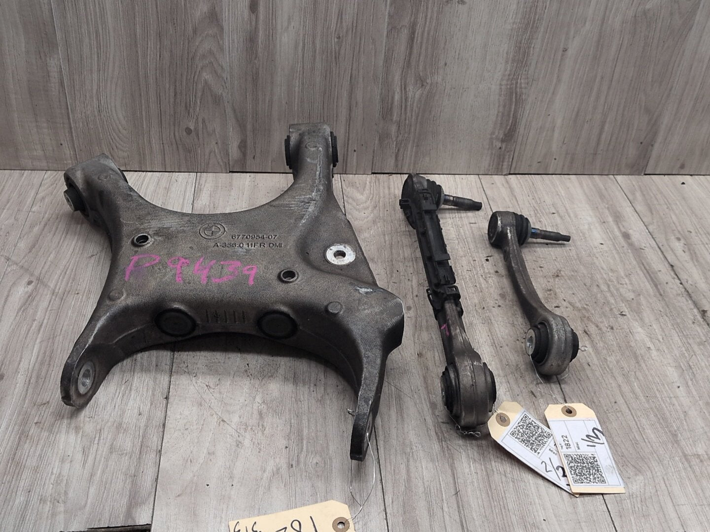 2014 - 2018 BMW X5 F85 Rear Right Passenger Control Arms SET 6770954 S63B44T2