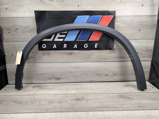 2019-2026 BMW X5 G05 Front Left Driver Fender Flare Arch Trim Molding 7440913