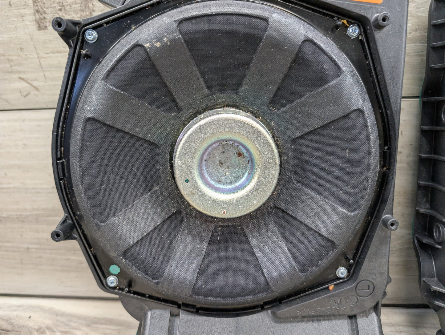 2016 BMW 750Li G12 Left or Right Speaker Subwoofer 9353985