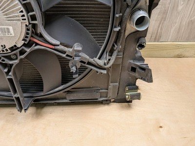 14-19 OEM BMW F15 F16 X5 X6 Radiator Condenser Fan Shroud Assembly 850W N63