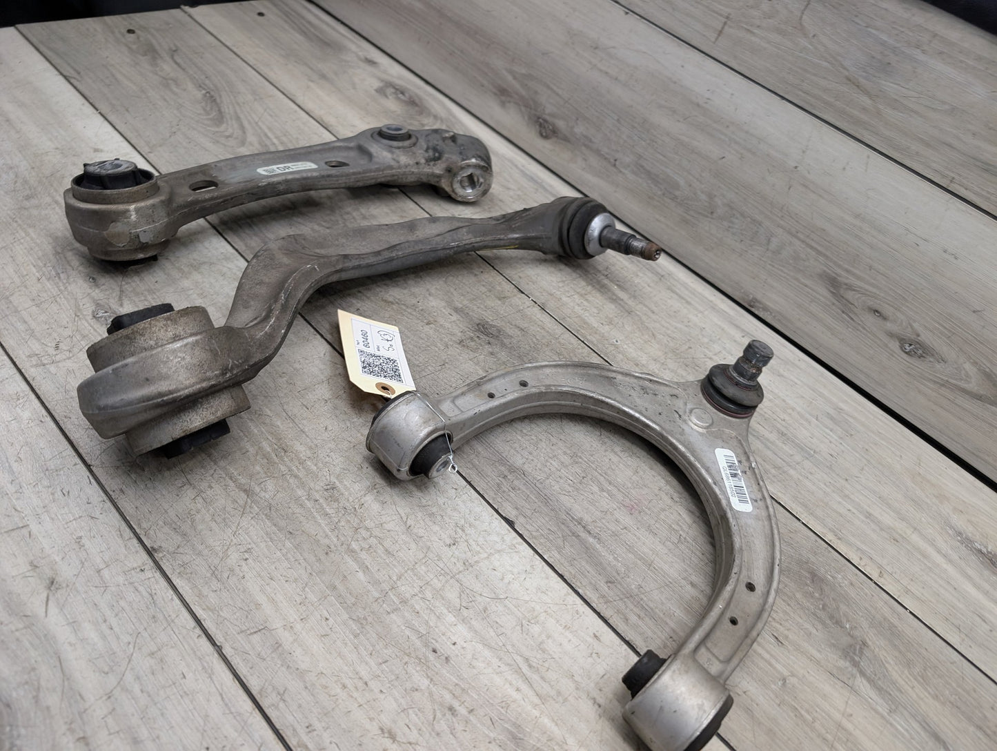 2017-2023 BMW 530i G30 Front Right Passenger Control Arms SET 6861182