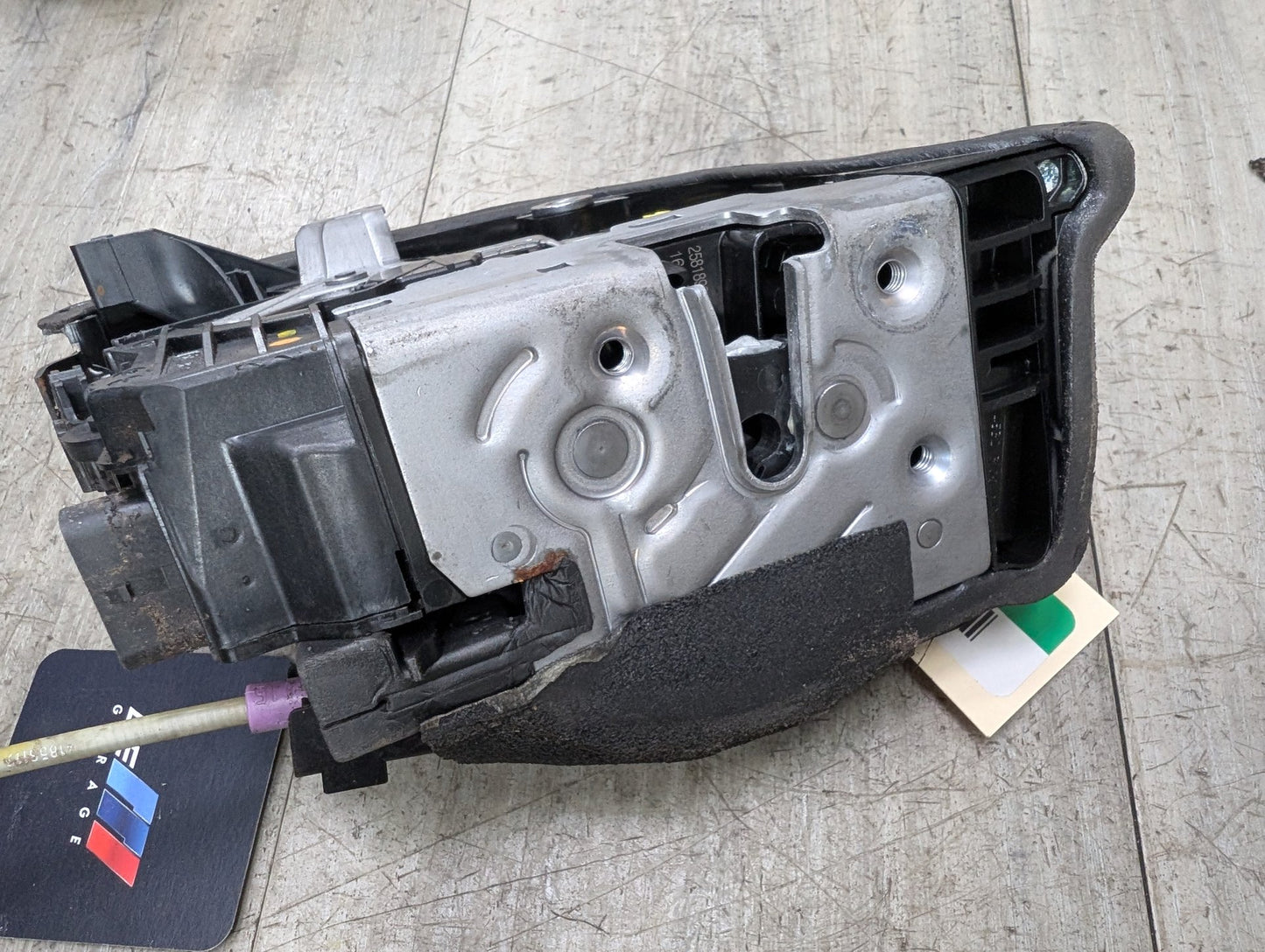 2017 BMW 740i G12 Rear Right Passenger Door Latch Lock Actuator w/ Soft Close 2581898 OEM BMW G12 740 750 B7 REAR RIGHT PASSENGER Door Lock Latch Actuator SOFT CLOSE