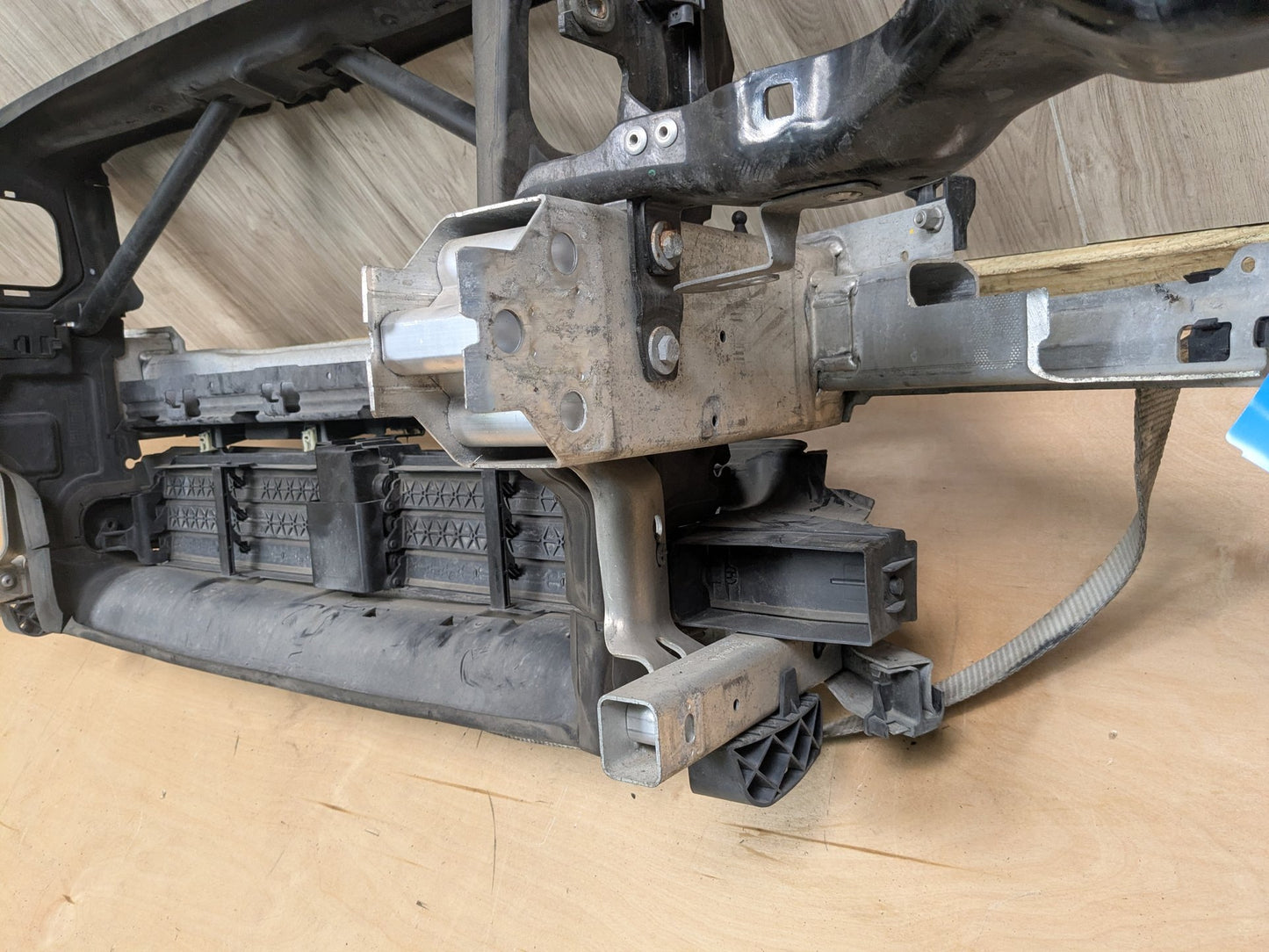 2016 BMW 750i G12- Front Clip Frame Radiator Support Assembly