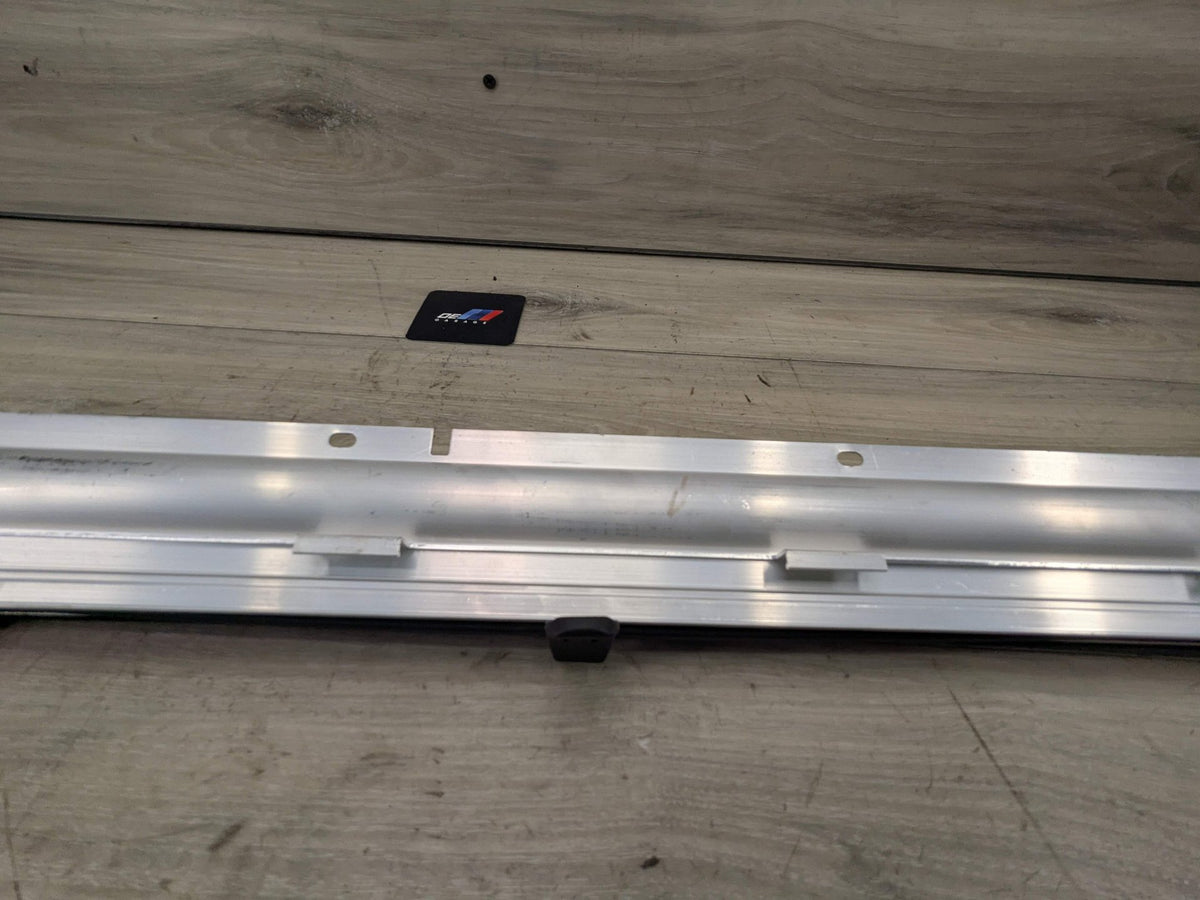 15-19 OEM BMW F16 F86 X6 REAR Right Passenger Door Window Roller Sunshade Blind