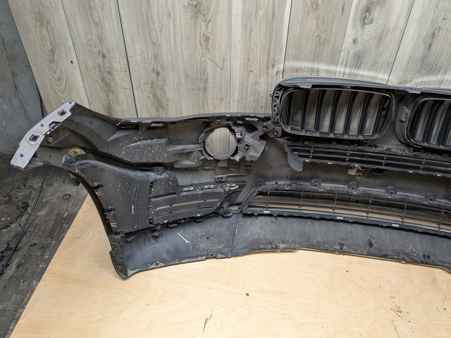 14-18 OEM BMW F15 X5 BASE Front Bumper Cover w/ Upper Grilles Gray A52 SPACEGRAU METALLIC (A52)