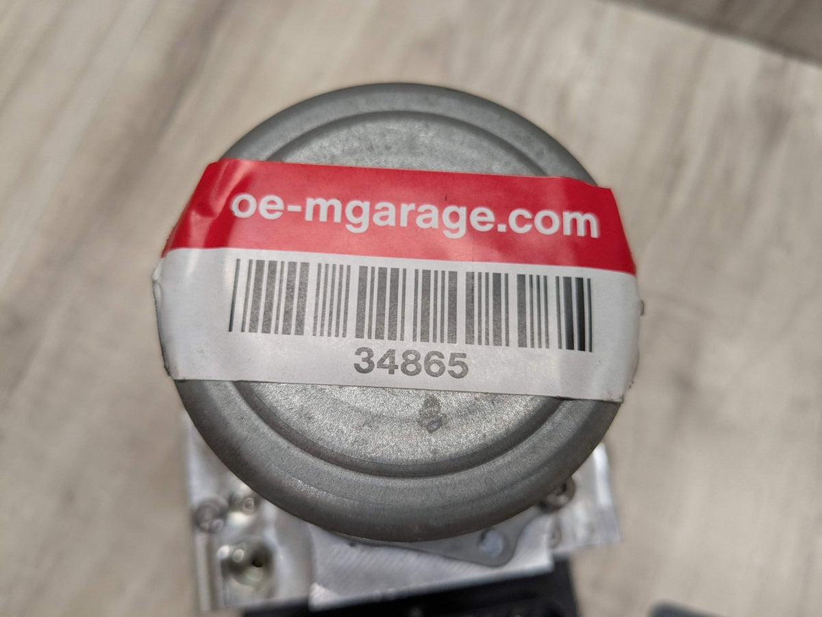 2016 BMW 750i G12 ABS Pump Module 6899026 16-19 OEM BMW G01 G12 G30 ABS Brake Pump Anti Lock DSC Dynamic Stability Control OEM