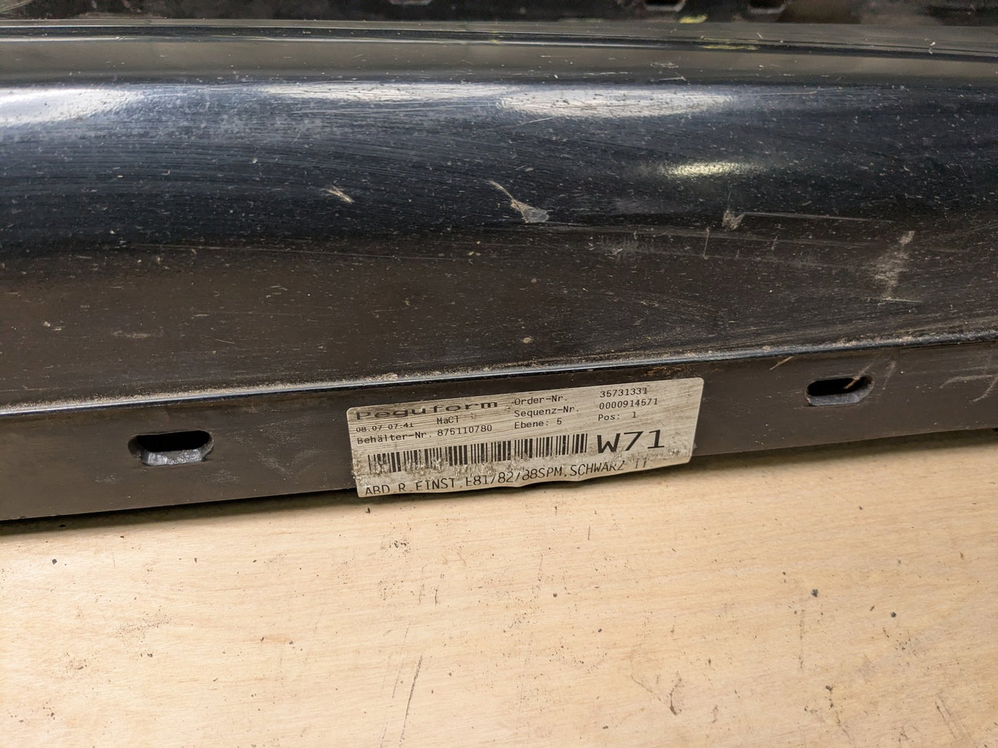 OEM BMW E82 E88 128 135 M SPORT Left Right Side Skirt Rocker Panel Black 668
