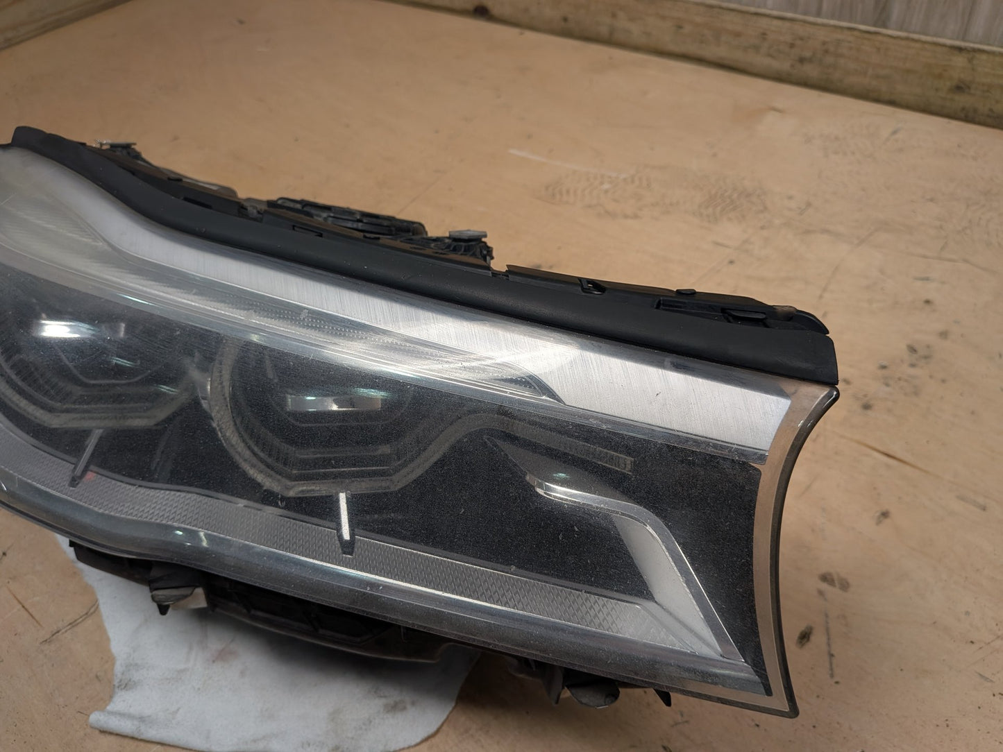 16-19 OEM BMW G12 740 750 Right Passenger LED ICON Adaptive Headlight COMPLETE