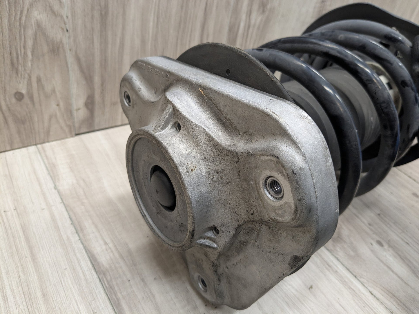 2014 Mercedes-Benz E550 W212 Front Spring Strut Shock Absorber PN: a2123208813