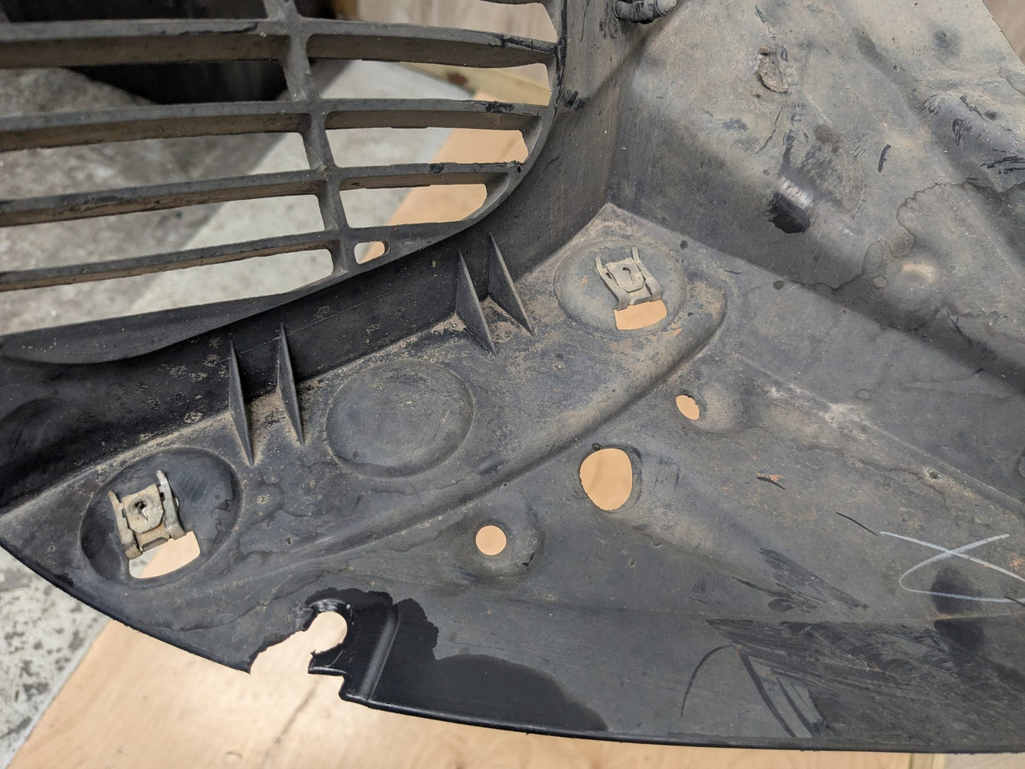 OEM BMW F25 F26 X3 X4 Front Right Passenger Fender Liner Wheel Splash Shield