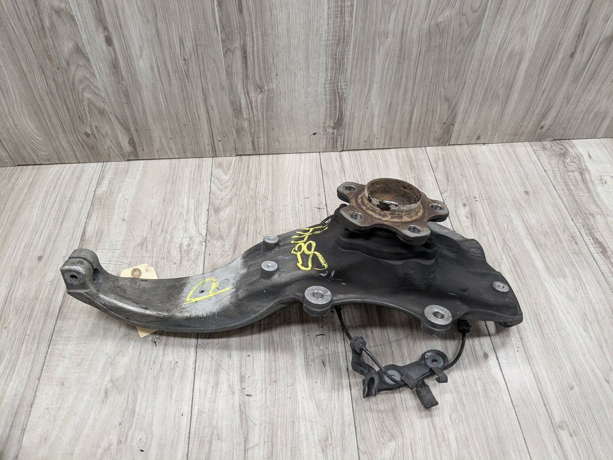 2017-2023 BMW M550i G30 Front Right Passenger Spindle Knuckle w/ Bearing 6884386 OEM BMW G15 G30 530 540 M550 AWD Front Right Passenger Spindle Knuckle Bearing OEM