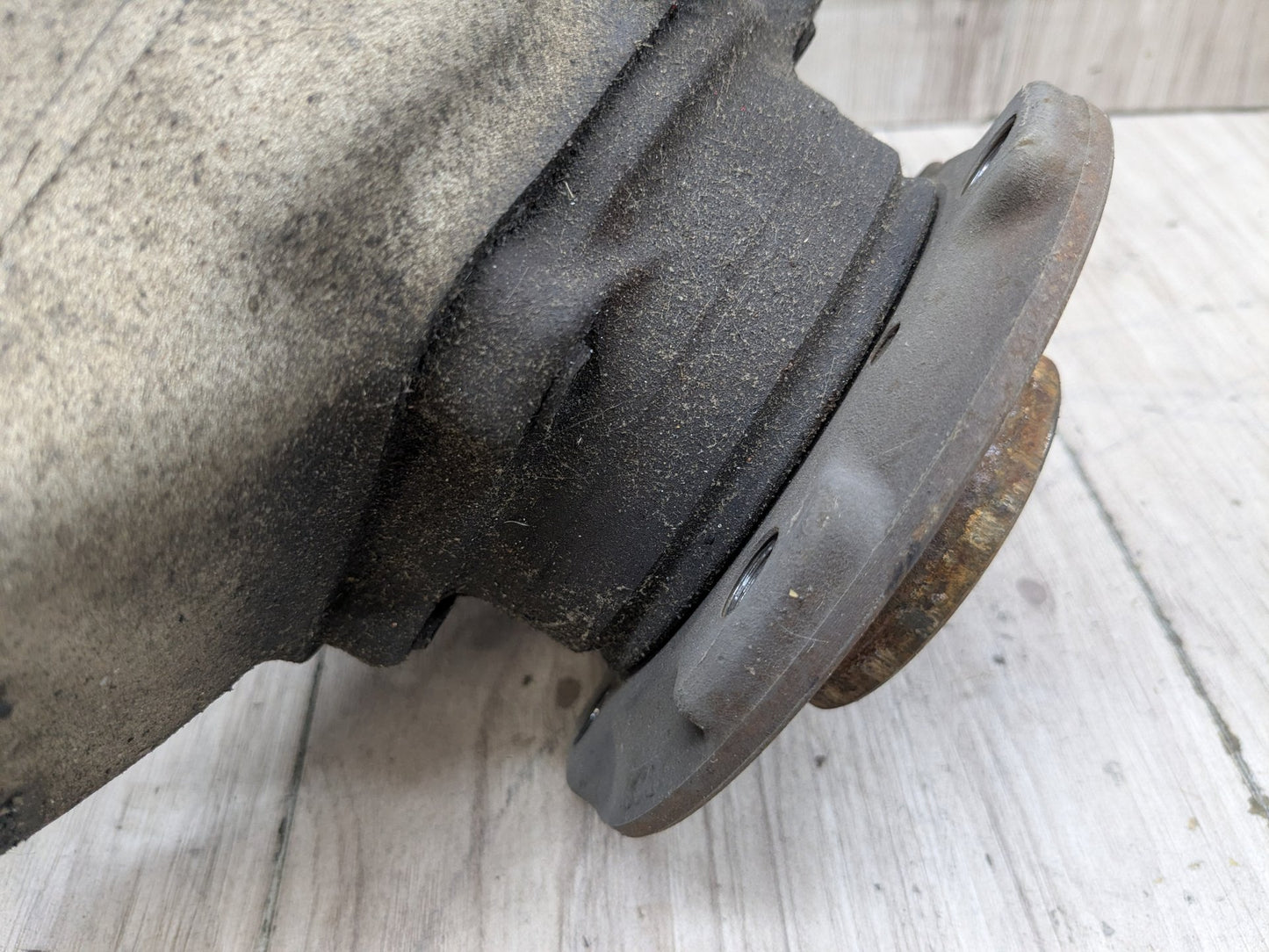 OEM BMW E70 F15 F16 X5 X6 Front Right Passenger Spindle Hub Knuckle Bearing