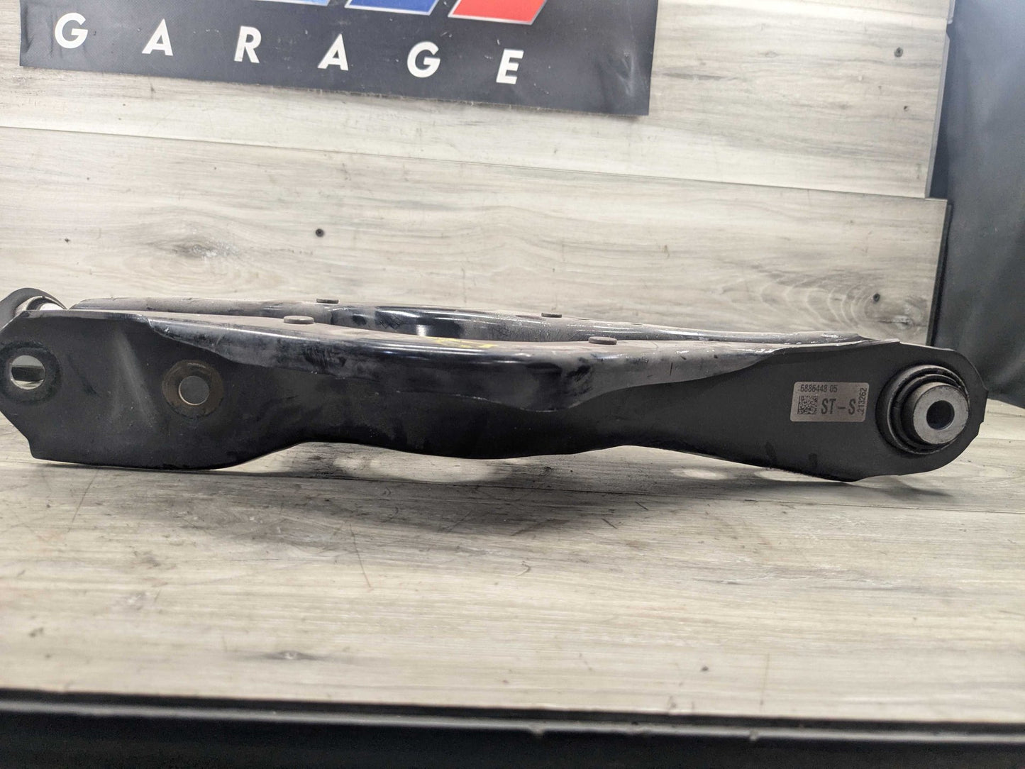 2022 BMW 330i G20 Rear Right Passenger Control Arms SET 6886448 OEM BMW G20 G22 G23 G26 G42 Rear Right Passenger Upper Lower Control Arm SET