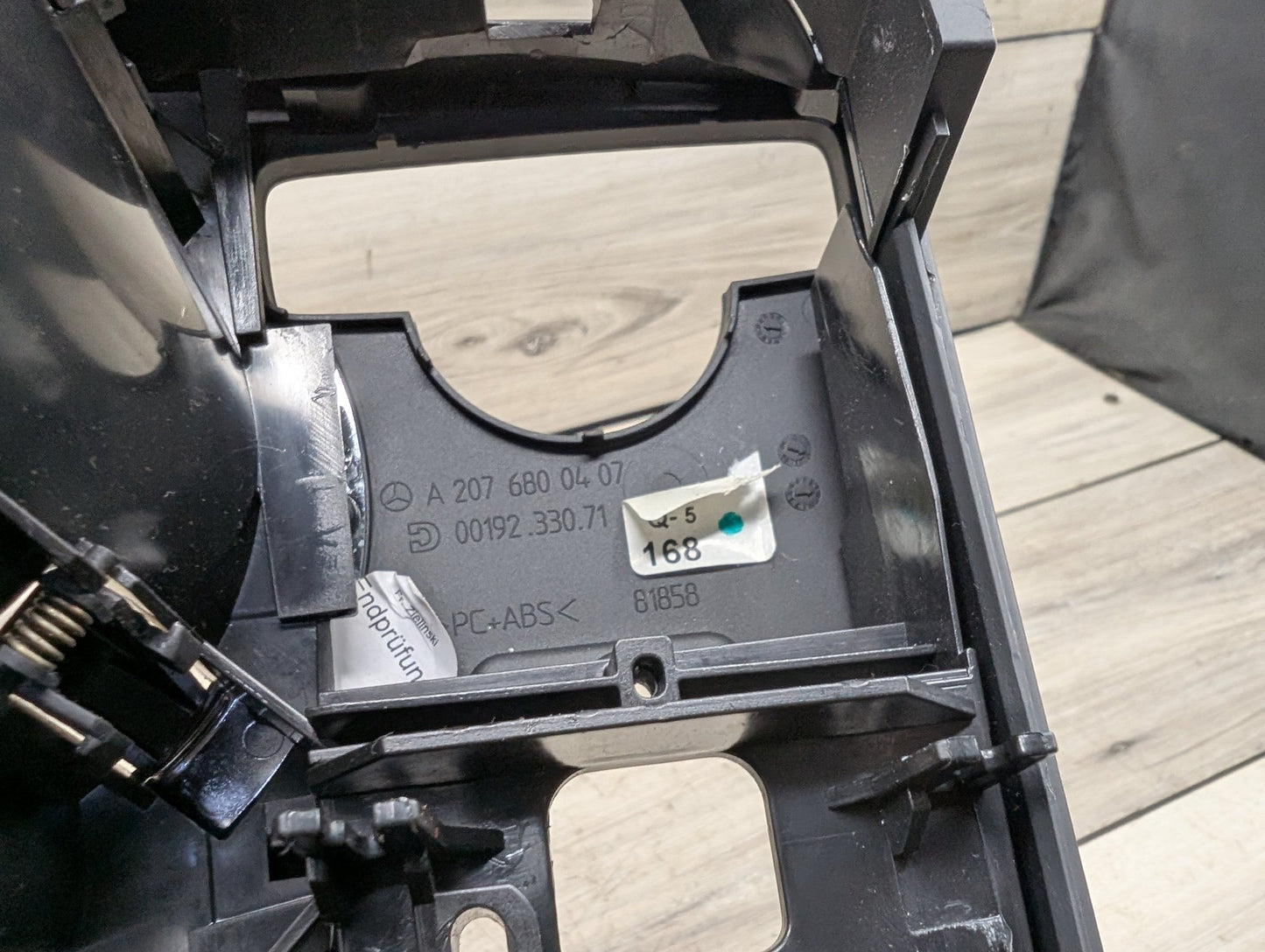 2009-2017 Mercedes-Benz E550 E-Class A207 Center Console Cup Holder A2076800407