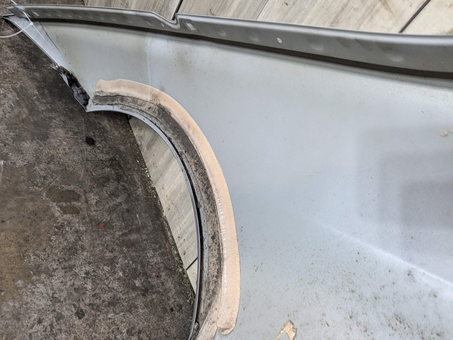 12-18 OEM BMW F30 F31 328 335 340 Sedan Passenger Side Fender Panel Silver Silver glacier-silber metallic