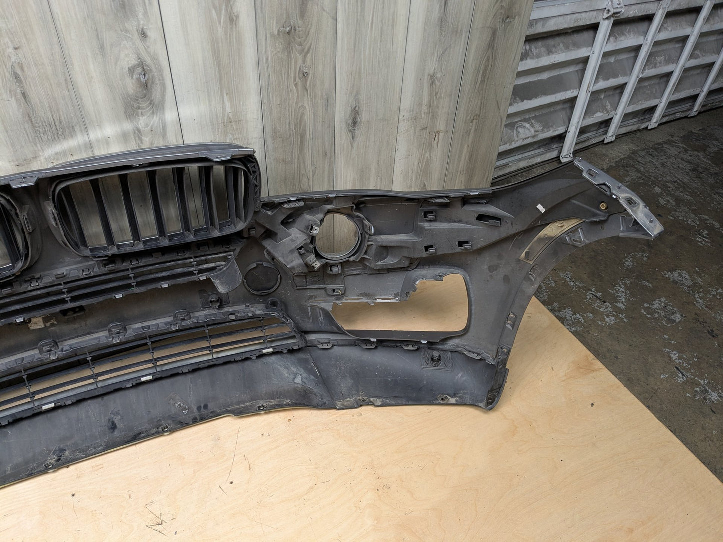 14-18 OEM BMW F15 X5 BASE Front Bumper Cover w/ Upper Grilles Gray A52 SPACEGRAU METALLIC (A52)