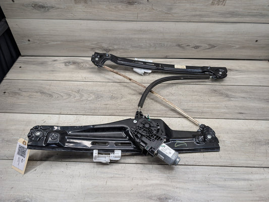 2011 - 2017 BMW X3 F25 Front Left Driver Door Window Glass Regulator w/ Motor 4880169 N55B30M0