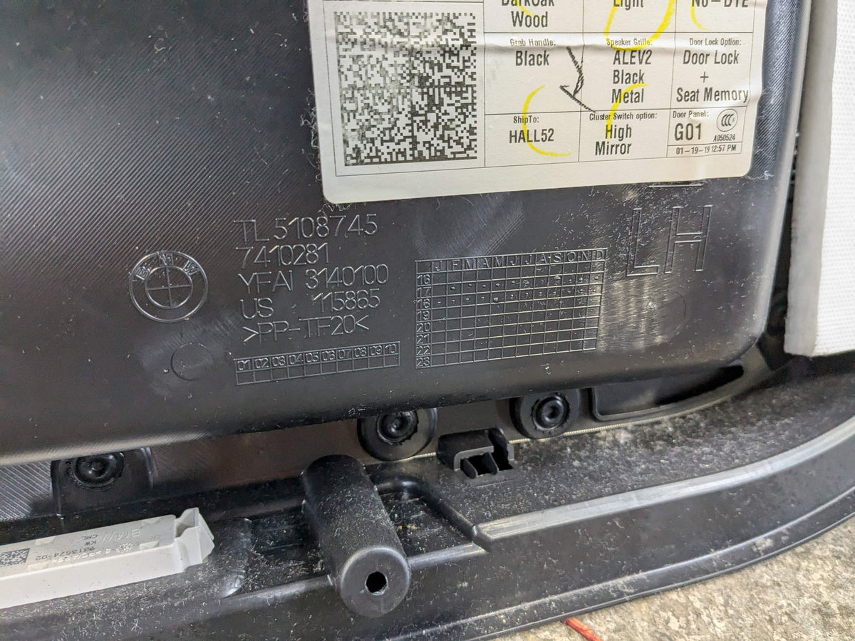 2019 BMW X3 G01 Front Left Driver Interior Door Panel Card 7410281 OEM BMW G01 X3 FRONT Left Driver SIde Interior Door Panel Card Trim Cover Black OEM