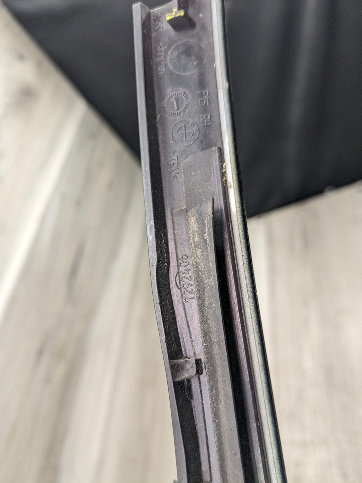 2016 BMW X5 F85 Front Left Right Side Windshield Drip Trim Molding SET 7292405