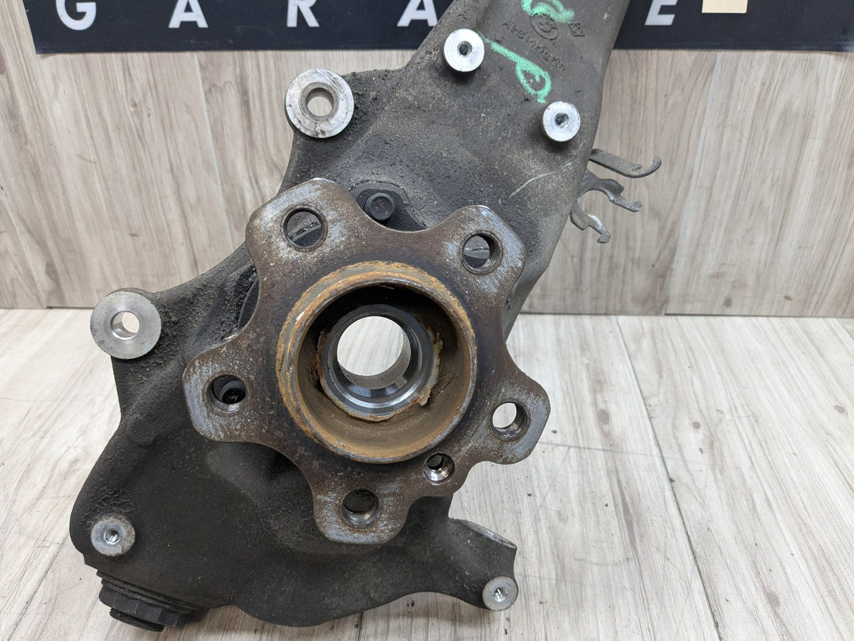 OEM BMW G30 530 540 M550 AWD Front Right Passenger Hub Spindle Knuckle Bearing