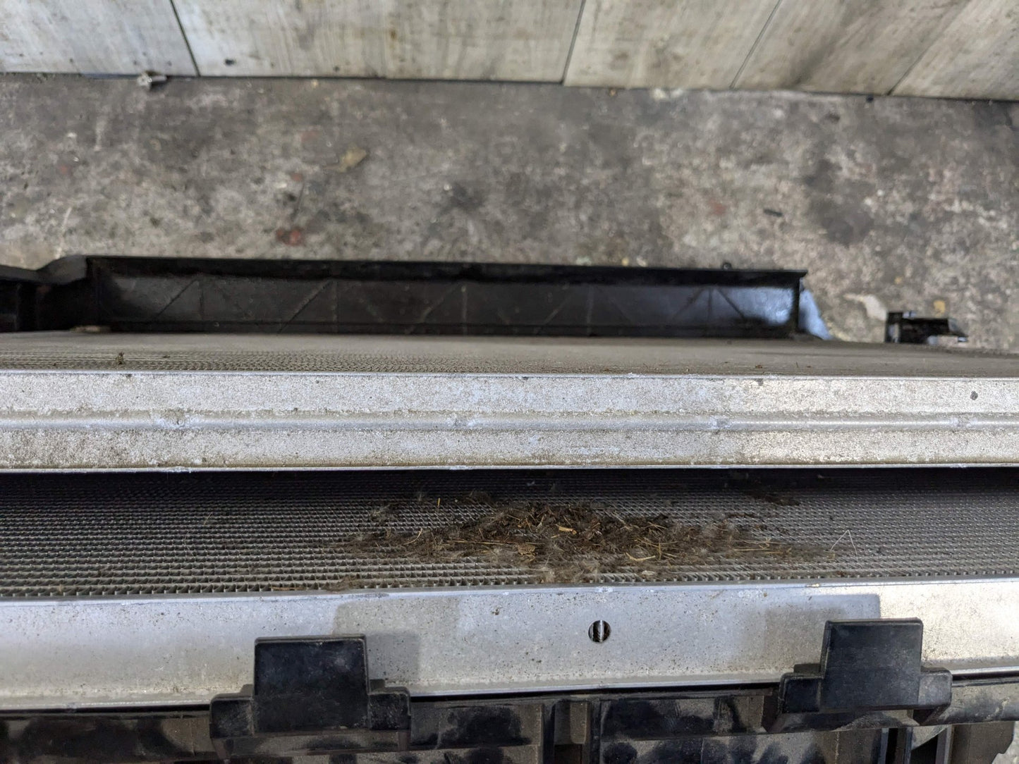 2018 BMW 540i G30 Radiator Cooling Condenser Fan Shroud Assembly 7953400 600W
