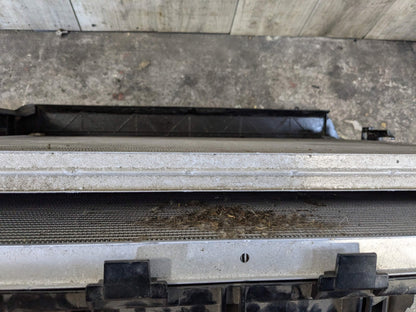 2018 BMW 540i G30 Radiator Cooling Condenser Fan Shroud Assembly 7953400 600W