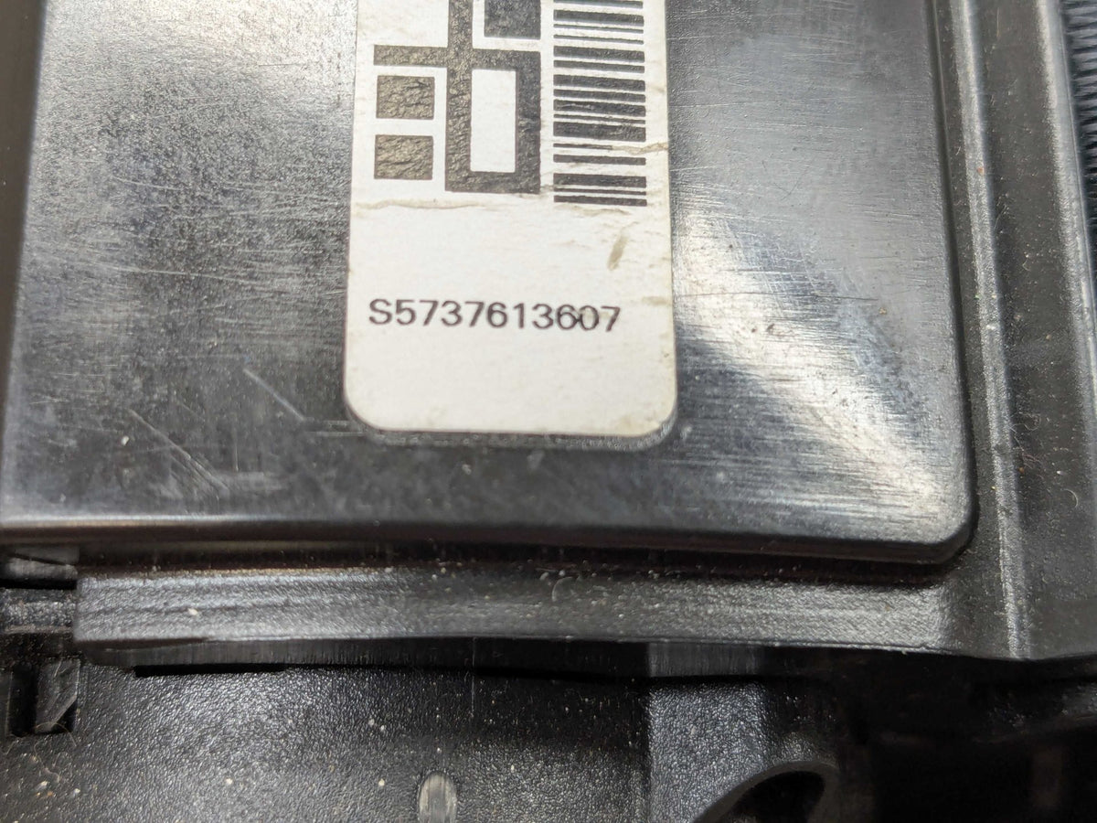 15-19 OEM BMW F16 F86 X6 X6M Rear Right Passenger Seatbelt Seat Belt Retractor